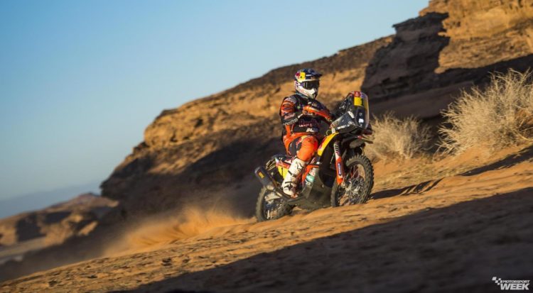 Carlos Sainz charms the Saudi sands on Dakar Rally’s Day Five