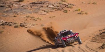 Carlos Sainz speeds to Dakar Rally stage victory and overall lead