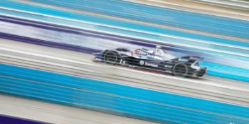 Sam Bird fastest for Envision Virgin Racing in Santiago E-Prix FP1