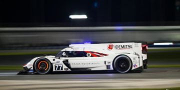 Paul Dalla Lana out of Rolex 24 due to skiing injury