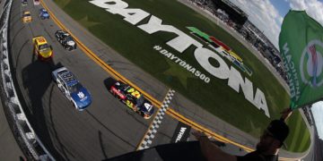 Cyril Abiteboul challenges Renault F1 juniors to claim 2020 titles