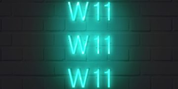 Video: Mercedes fires up its W11 for the first time