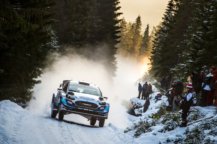 Evans and Toyota in charge in Rally Sweden after SS7