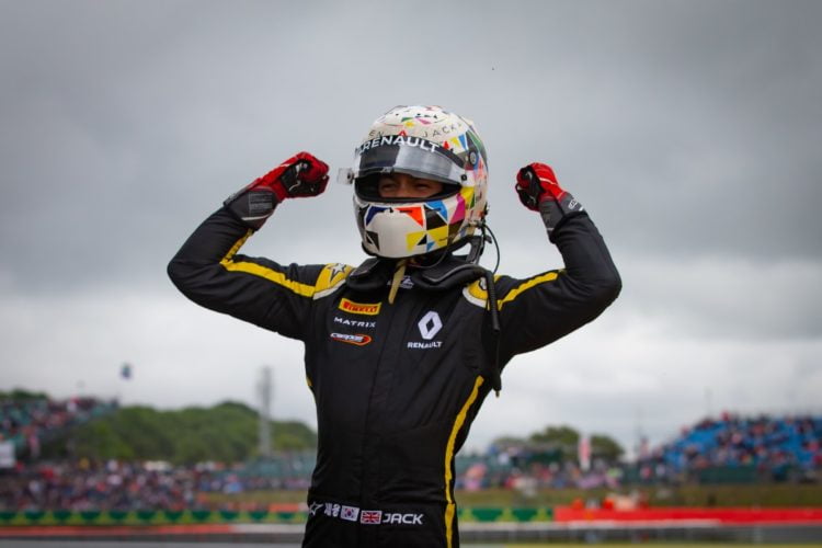 Aitken sticks with Campos for third F2 season, sets sights on title