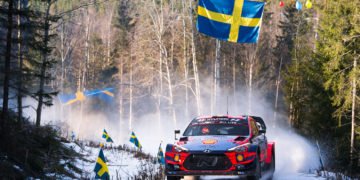 Rally Sweden hots up as Evans moves further ahead