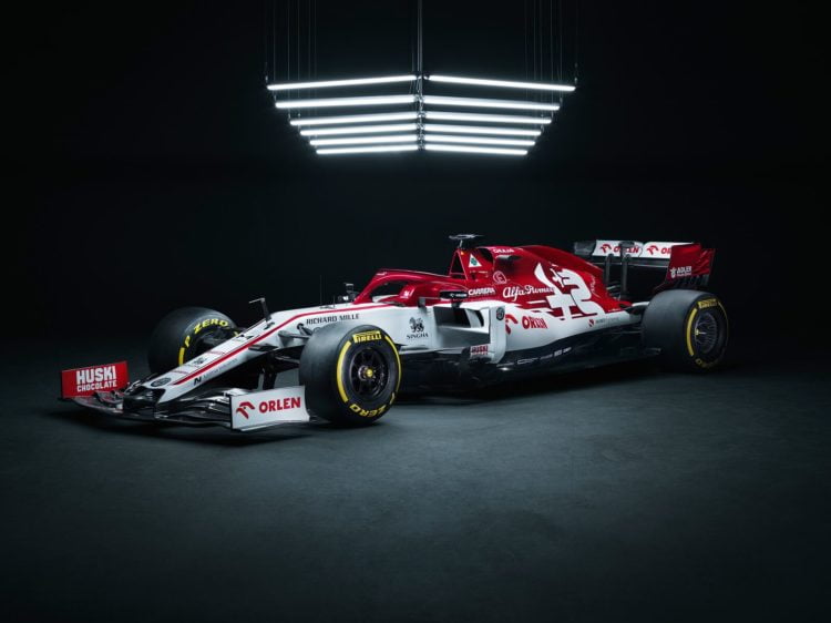 Alfa Romeo unveils final C39 livery ahead of testing