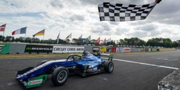 Fraga beats Lawson to take 2020 Toyota Racing Series title