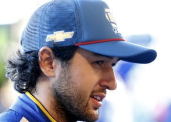 Larson, Elliott to challenge Busch in Truck Series