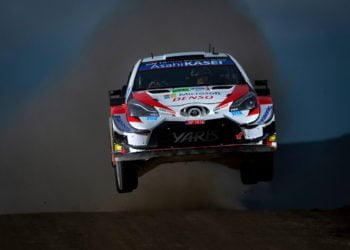 Ogier builds impressive Rally Mexico lead on Friday