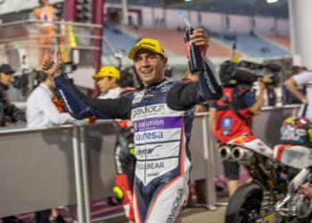 Arenas wins frenetic Qatar Moto3 contest by 0.053