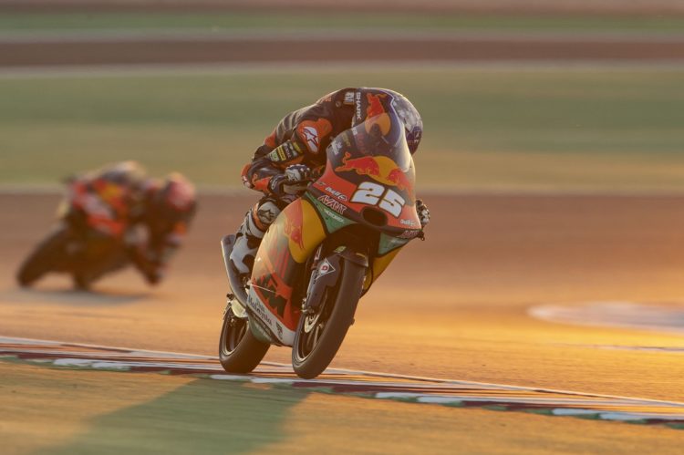 Fernandez leads FP3, tops combined times