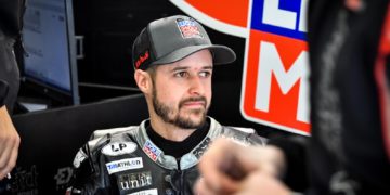 Luthi tops first Qatar Moto2 practice, top 20 covered by a second