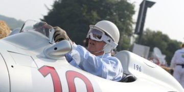 Racing legend Sir Stirling Moss dies aged 90