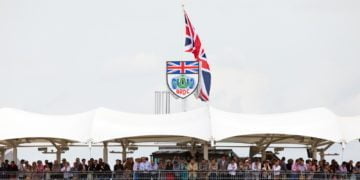 Silverstone to give away thousands of ’21 tickets to keyworkers