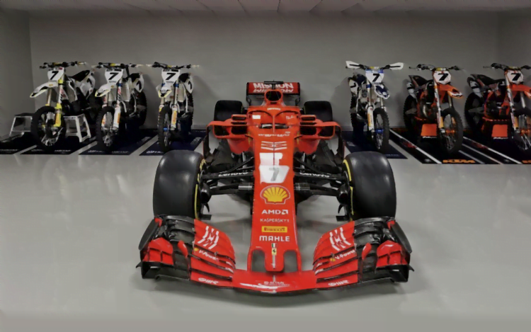 Raikkonen takes delivery of race-winning 2018 F1 car