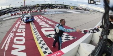 Harvick wins as NASCAR returns to racing at Darlington