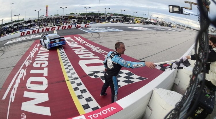 Harvick wins as NASCAR returns to racing at Darlington