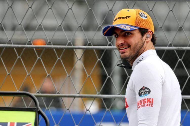 Sainz Jr. poised for Ferrari move, Ricciardo linked to McLaren