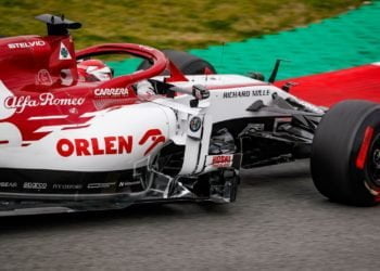 Sauber launches clothing range to support Save the Children