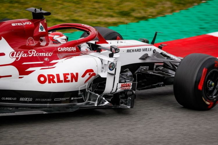 Sauber launches clothing range to support Save the Children