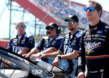 Keselowski on pole at Darlington