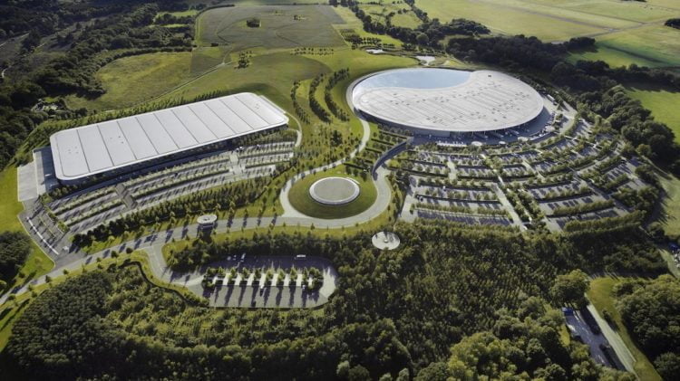 McLaren looking to raise £275m by mortgaging classic cars and factory