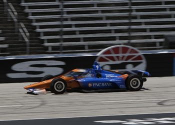Dixon tops chaotic season-opening practice at Texas Motor Speedway