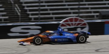 Dixon tops chaotic season-opening practice at Texas Motor Speedway