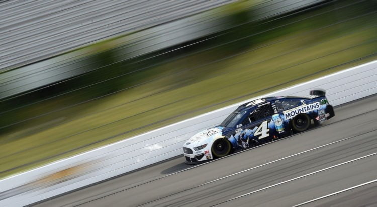 Kevin Harvick scores first Pocono Raceway win