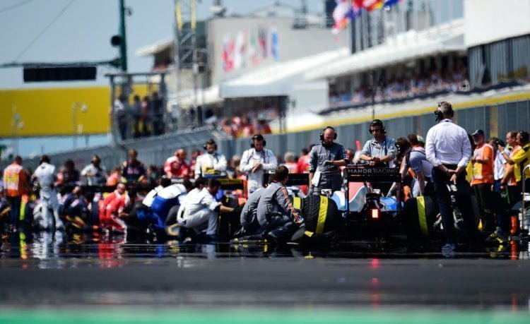 FIA cuts grid access prior to F1 race start
