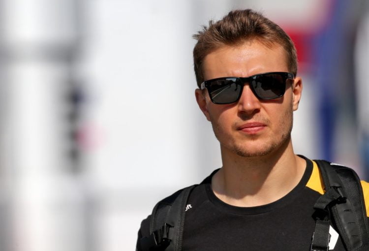 Renault retains Sirotkin as back-up for 2020 season