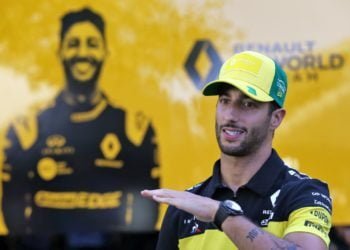 Renault exit less clear cut than Red Bull – Ricciardo