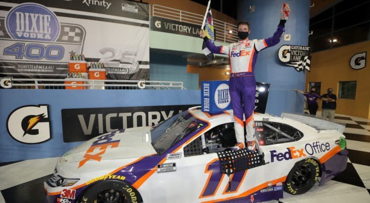 Denny Hamlin continues winning ways at Homestead-Miami Speedway