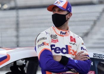 Denny Hamlin draws pole for Homestead-Miami Speedway