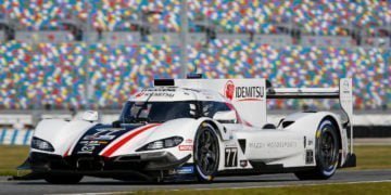 Jarvis leads Castroneves in final practice at Daytona