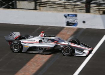 Power beats out Harvey for IndyCar pole at IMS