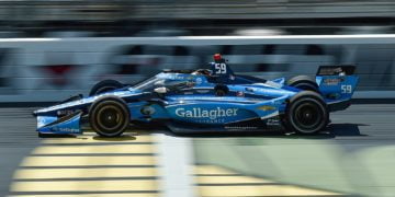 Daly and Newgarden score pole for the two IndyCar races at Iowa