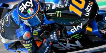 Marini dominates Jerez Moto2 contest ahead of Nagashima