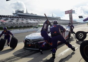 Fines issued to teams with loose lug nuts at Pocono Raceway