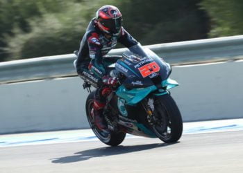 Quartararo flashes to Andalucian GP pole, Marquez pulls out of qualifying