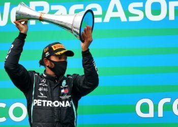 Hamilton dominates for eighth win in Hungary, Verstappen second despite crash