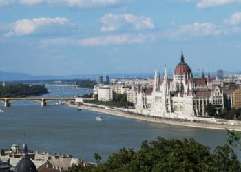 F1 personnel set to minimise time spent in Hungary