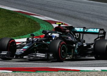 Mercedes admits W11 has fundamental gearbox flaw
