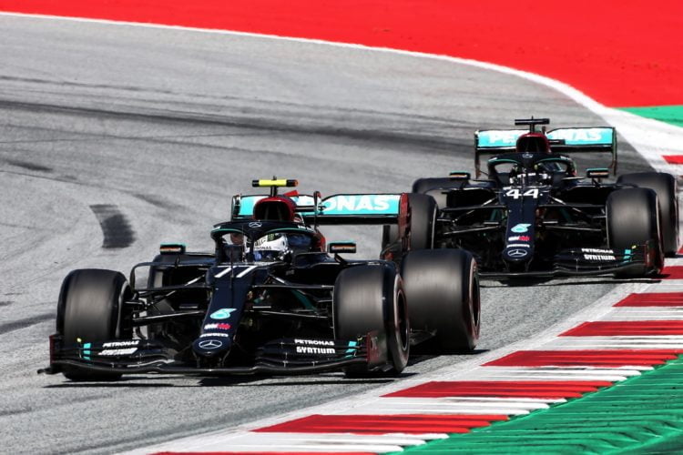 Hamilton planned to take late ‘risk’ in Bottas fight