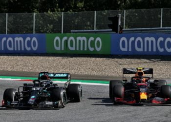 Albon: I won’t change my approach to fighting Hamilton