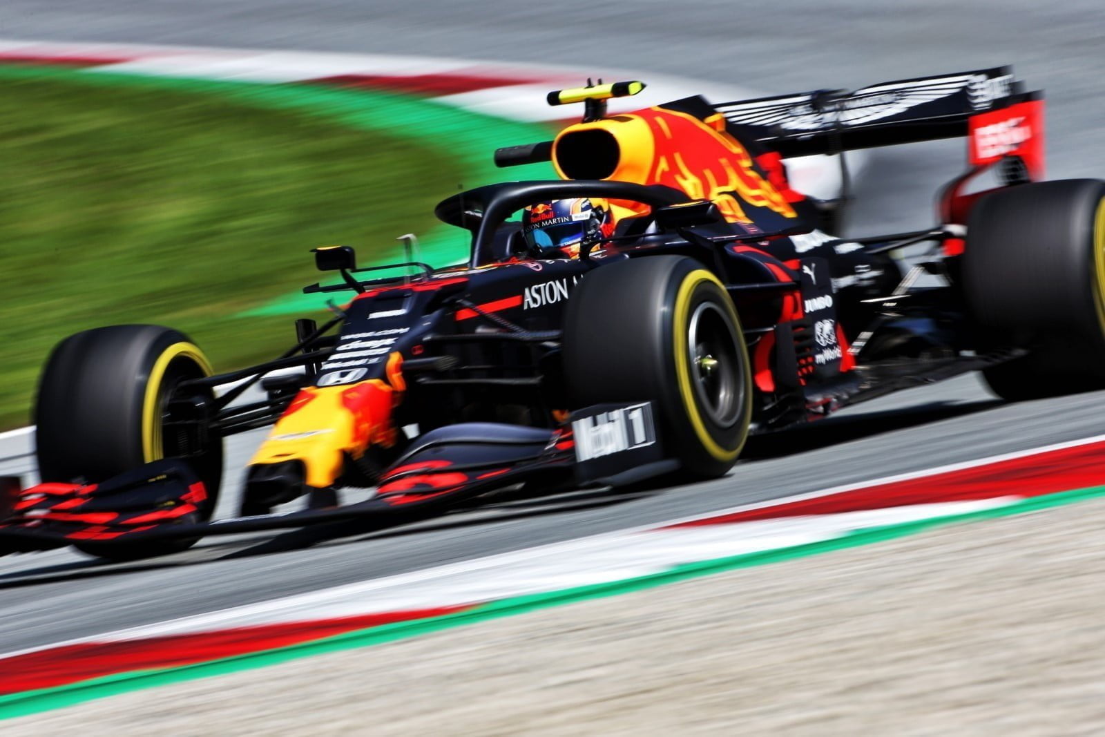 Red Bull defends against short memories' – Motorsport Week