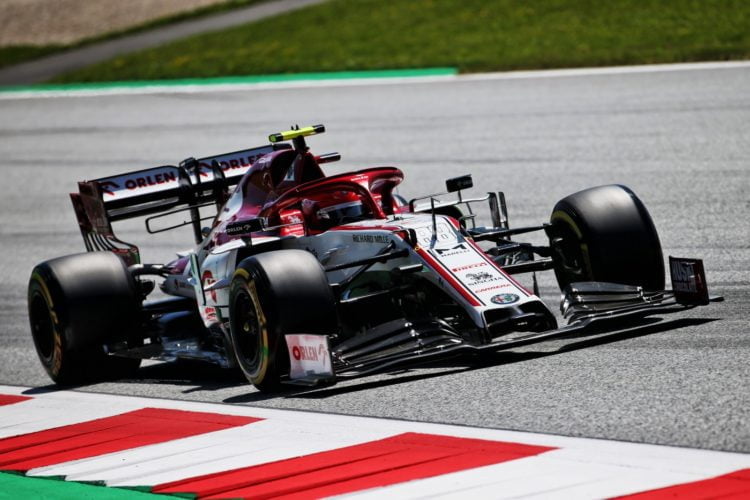 Kubica gets FP1 outing at scene of F1 race debut