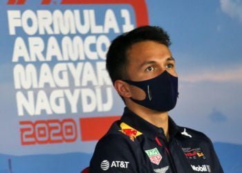 Albon: No need to panic over pace deficit to Verstappen
