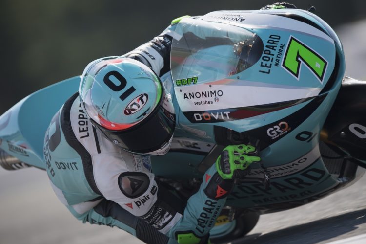 Foggia holds off Arenas and Ogura to take first Moto3 victory at Brno