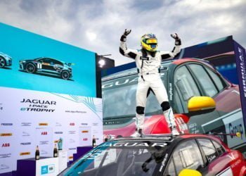 Simon Evans takes I-PACE eTROPHY title in series’ final race